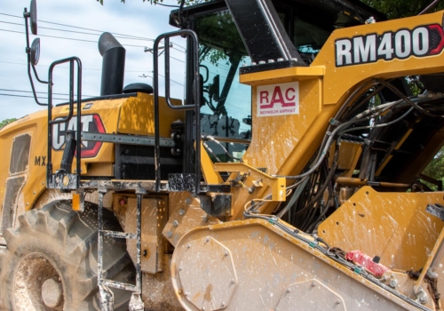 Road scraper machine • Photo by Mary-Ann Zykin