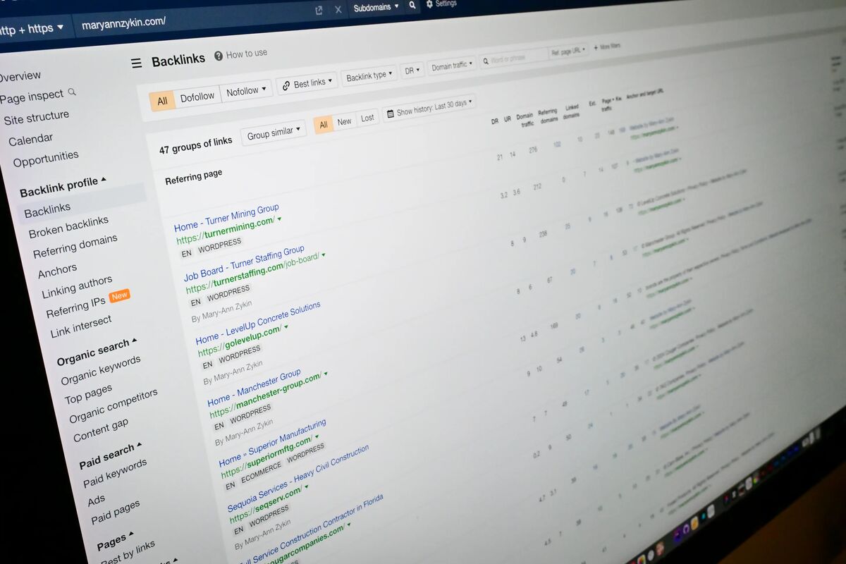 List of backlinks on a computer screen.